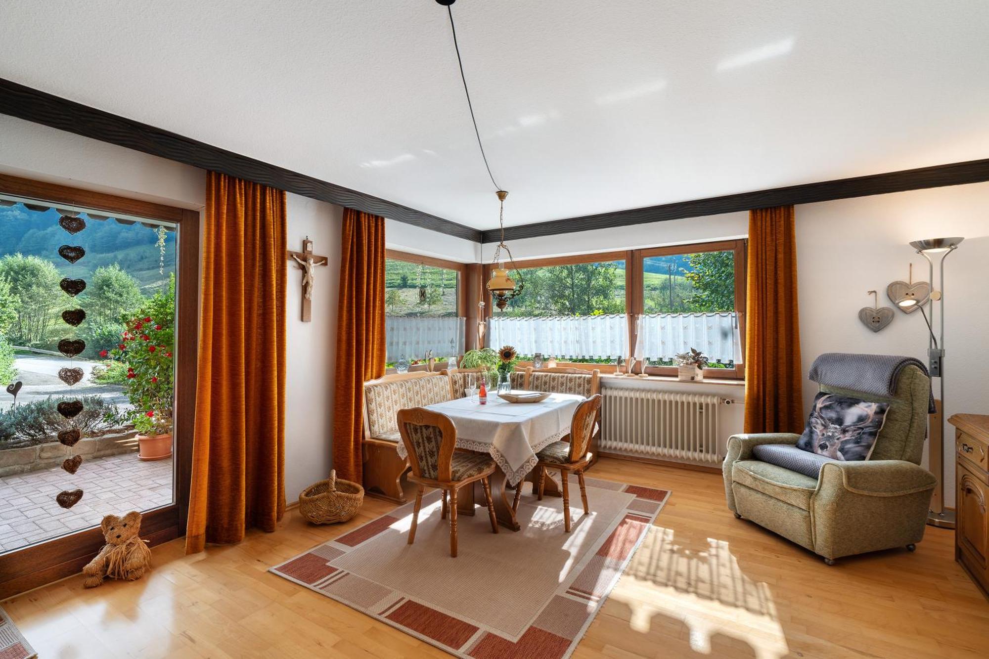 Haus Schindler Apartamento Ottenhofen im Schwarzwald Exterior foto