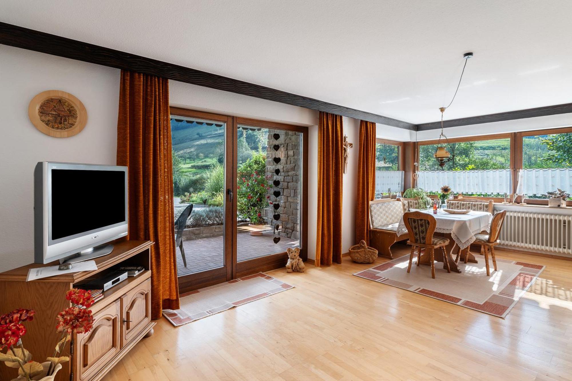 Haus Schindler Apartamento Ottenhofen im Schwarzwald Exterior foto